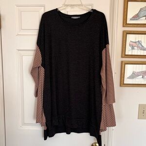 Alembika Striped Black and Tan Top Size XL